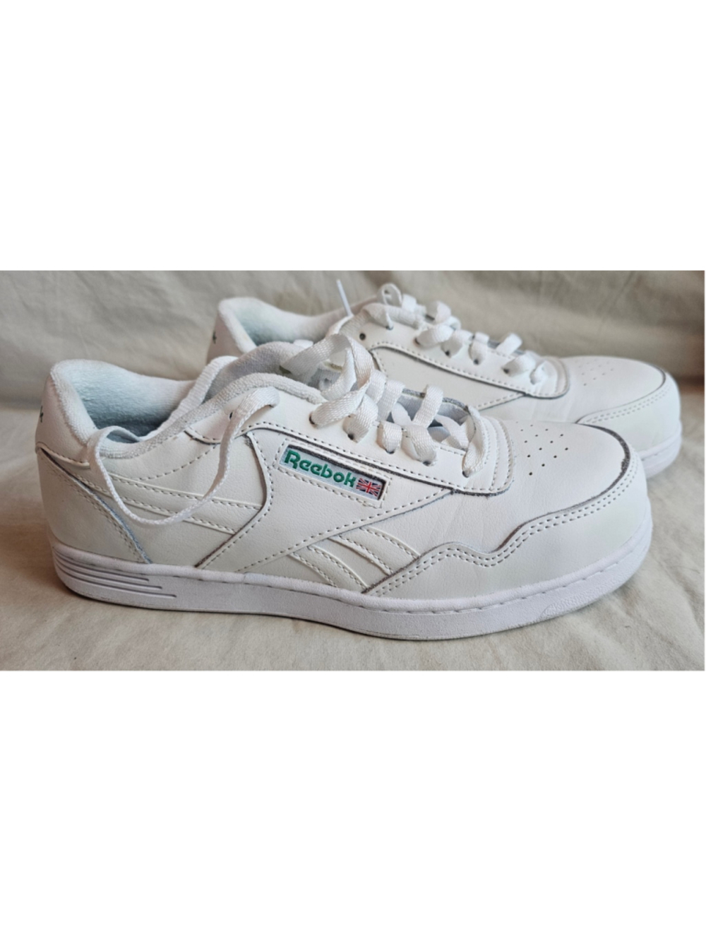 Women's Reebok Work Sneakers Size 9 White Green Slip Resistant Composite Toe